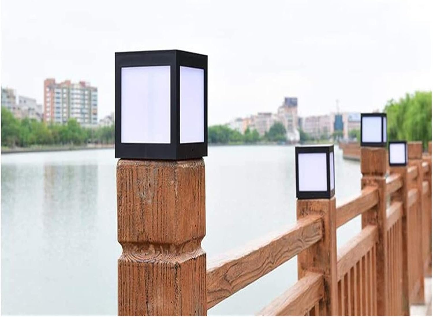 Solar Light for Yard Outdoor Column Wall Light Retro Rust Bronze